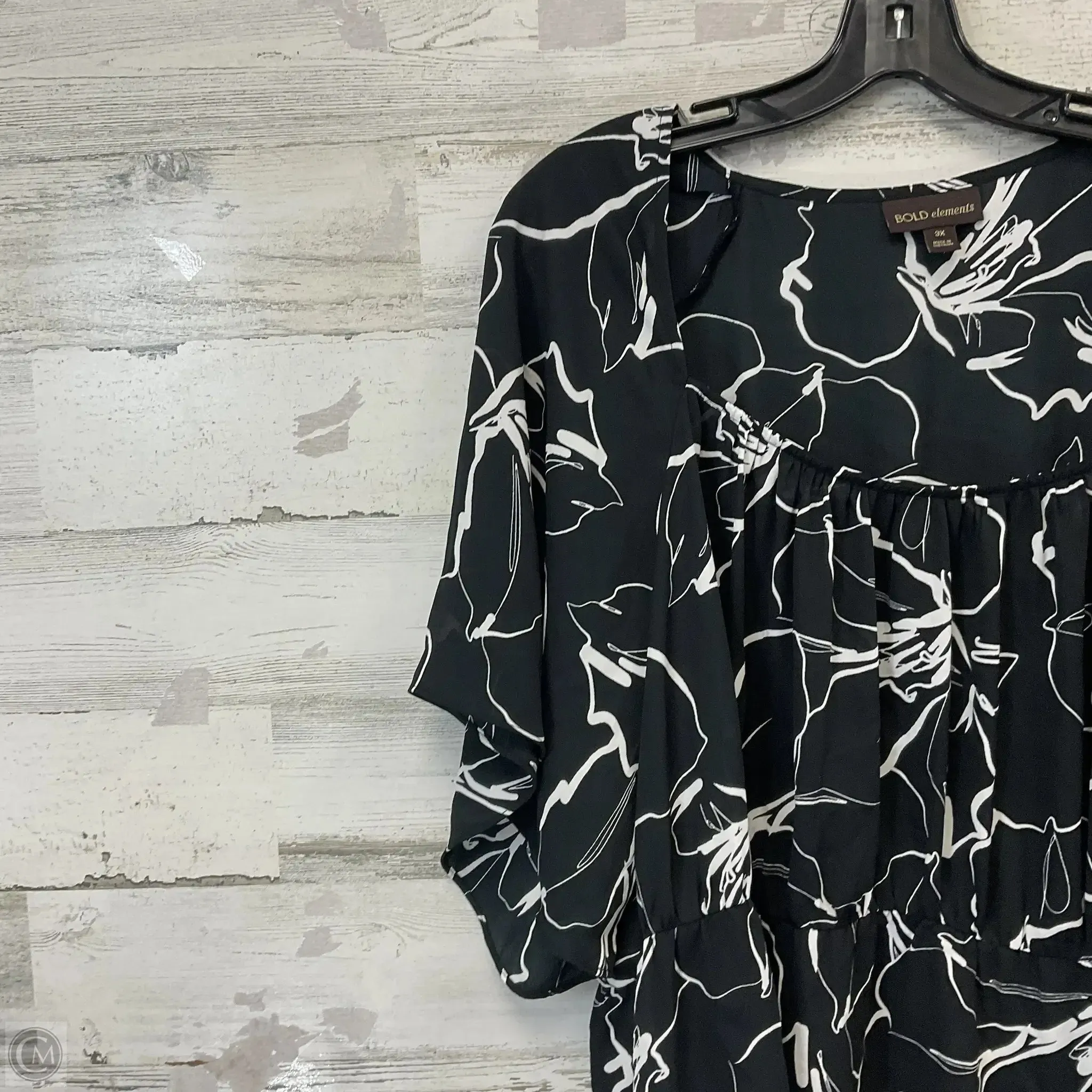 Blouse Short Sleeve By Bold Elements In Black, Size: 3x