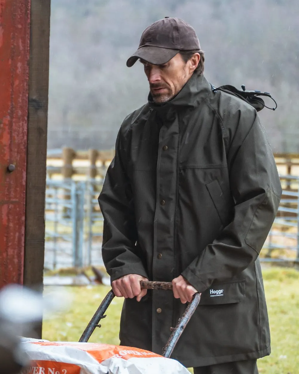 Hoggs of Fife Leather Peak Waxed Baseball Cap