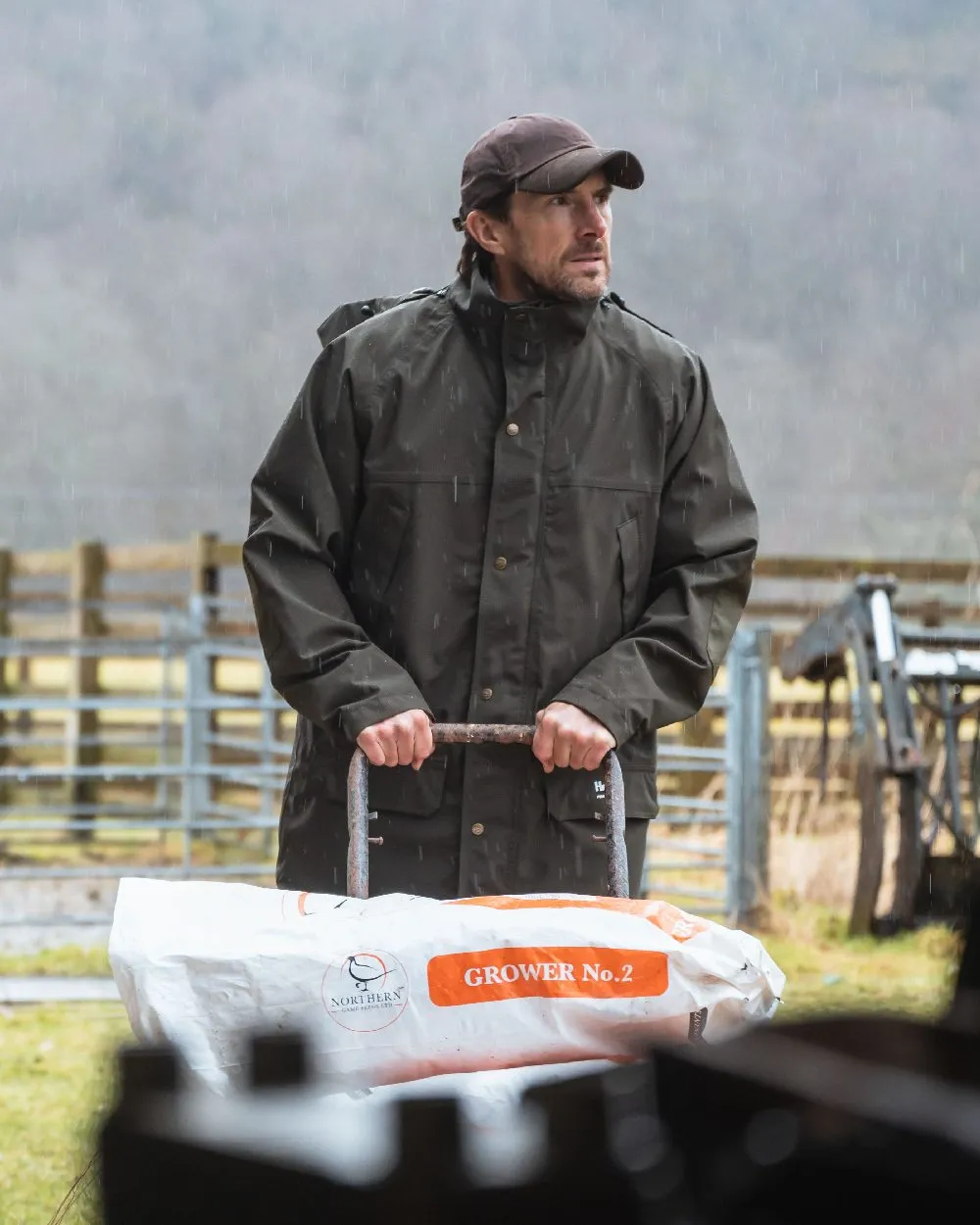 Hoggs of Fife Leather Peak Waxed Baseball Cap