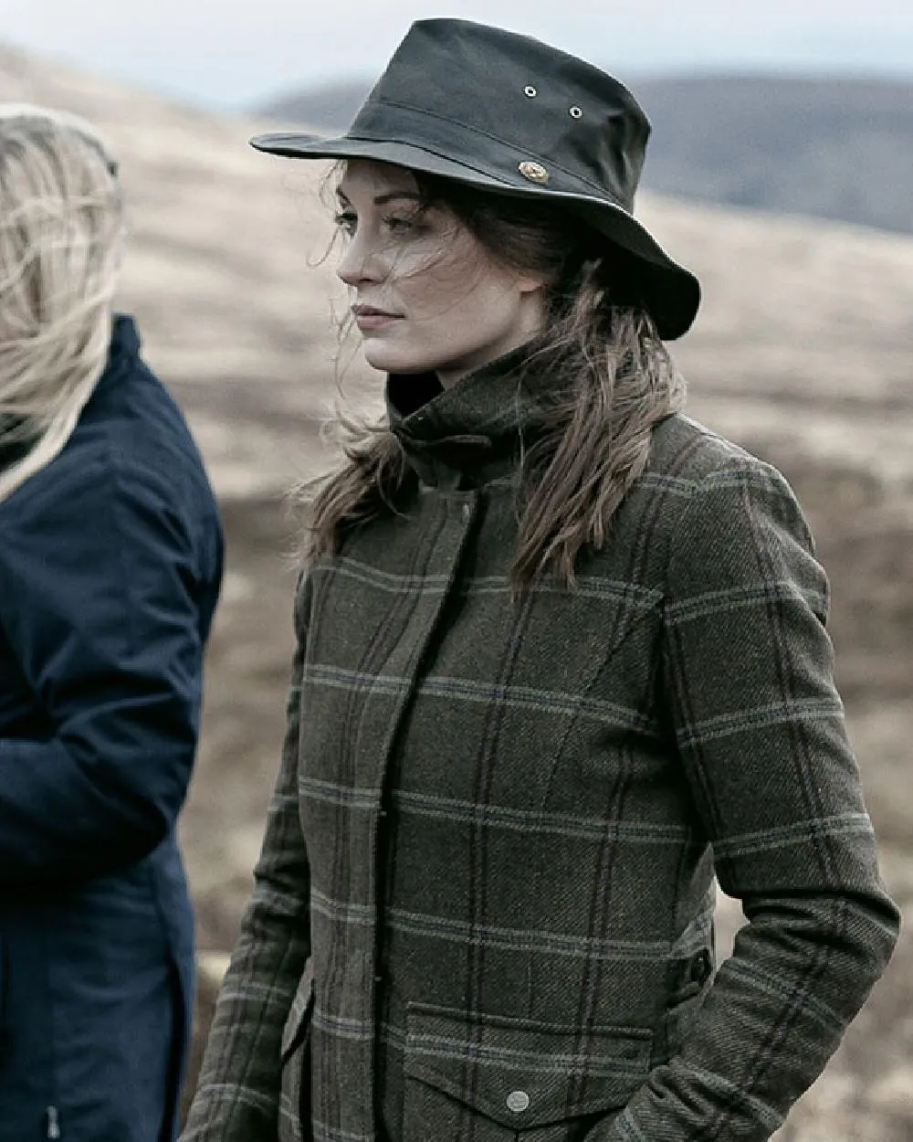 Hoggs of Fife Musselburgh Tweed Field Coat