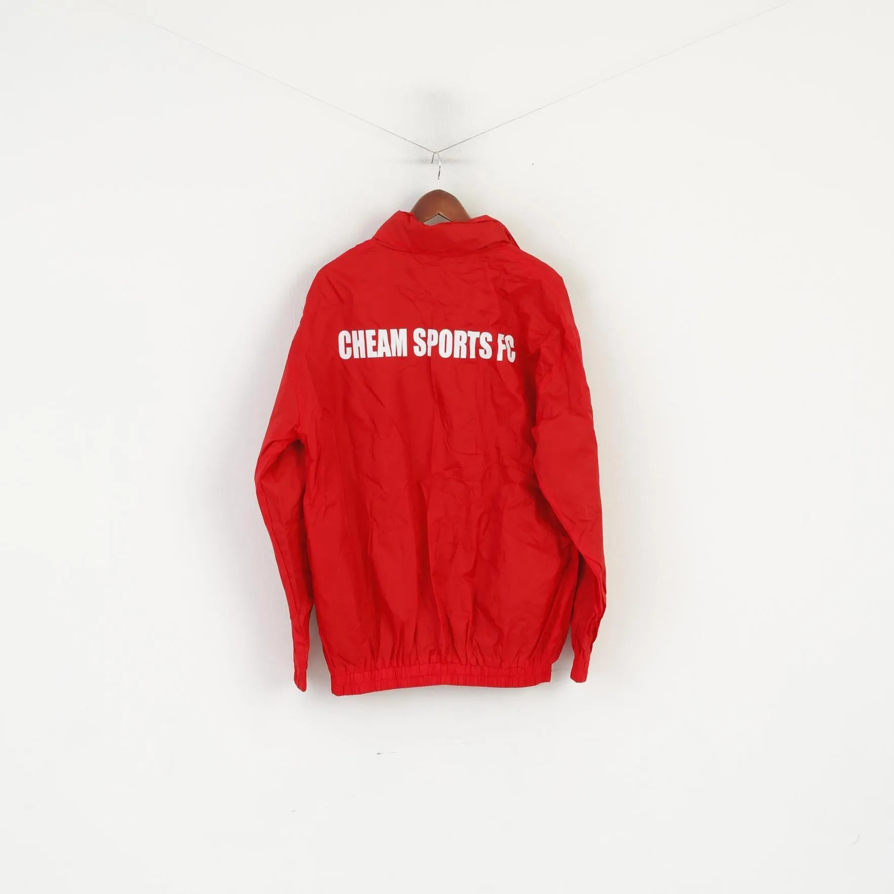Mitre Mes L Jacket Red Cheam Sports FC Lightweight Sportswear Red Full Zipper Hidden Hood