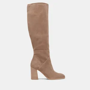 Reformation FYNN BOOTS TRUFFLE SUEDE