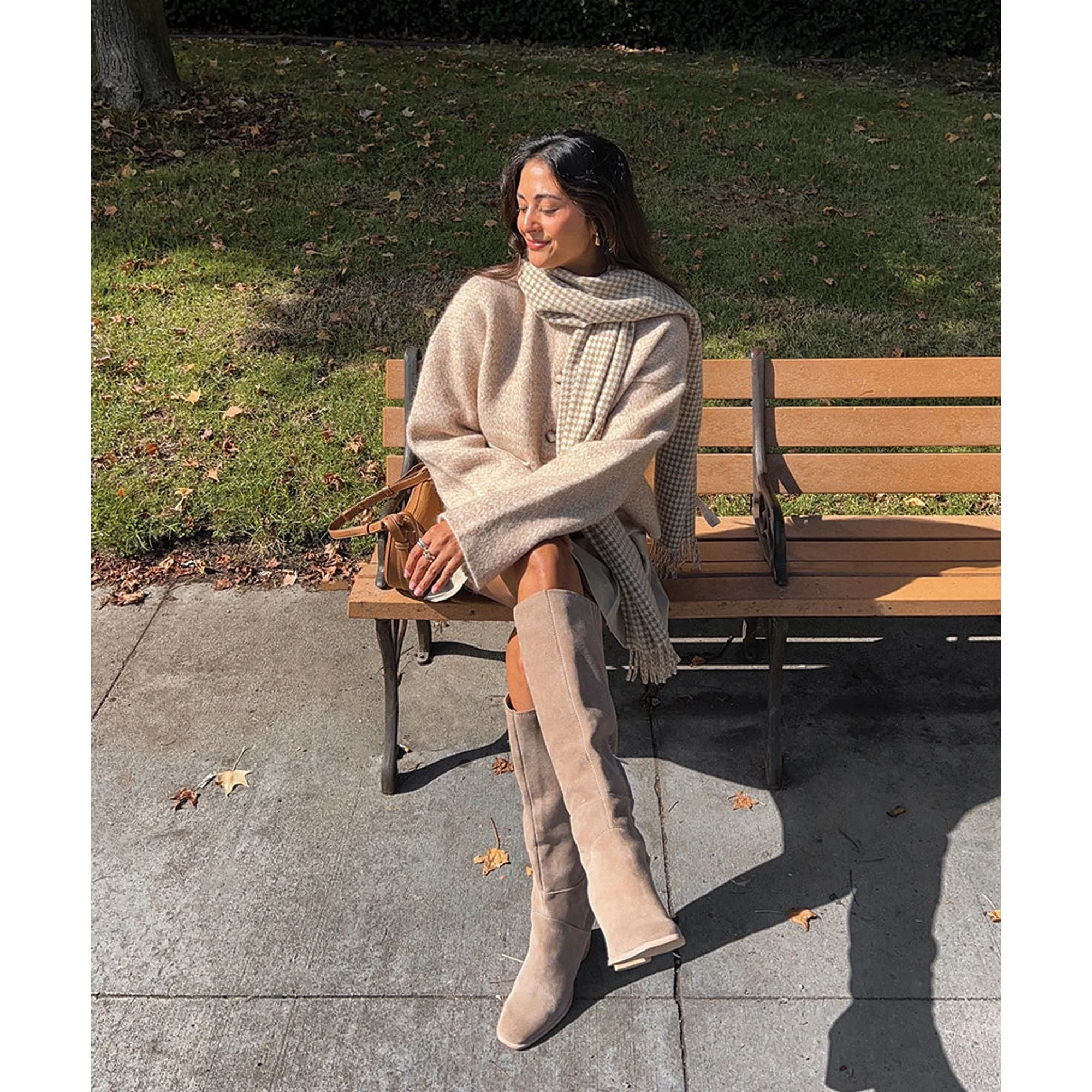 Reformation FYNN BOOTS TRUFFLE SUEDE