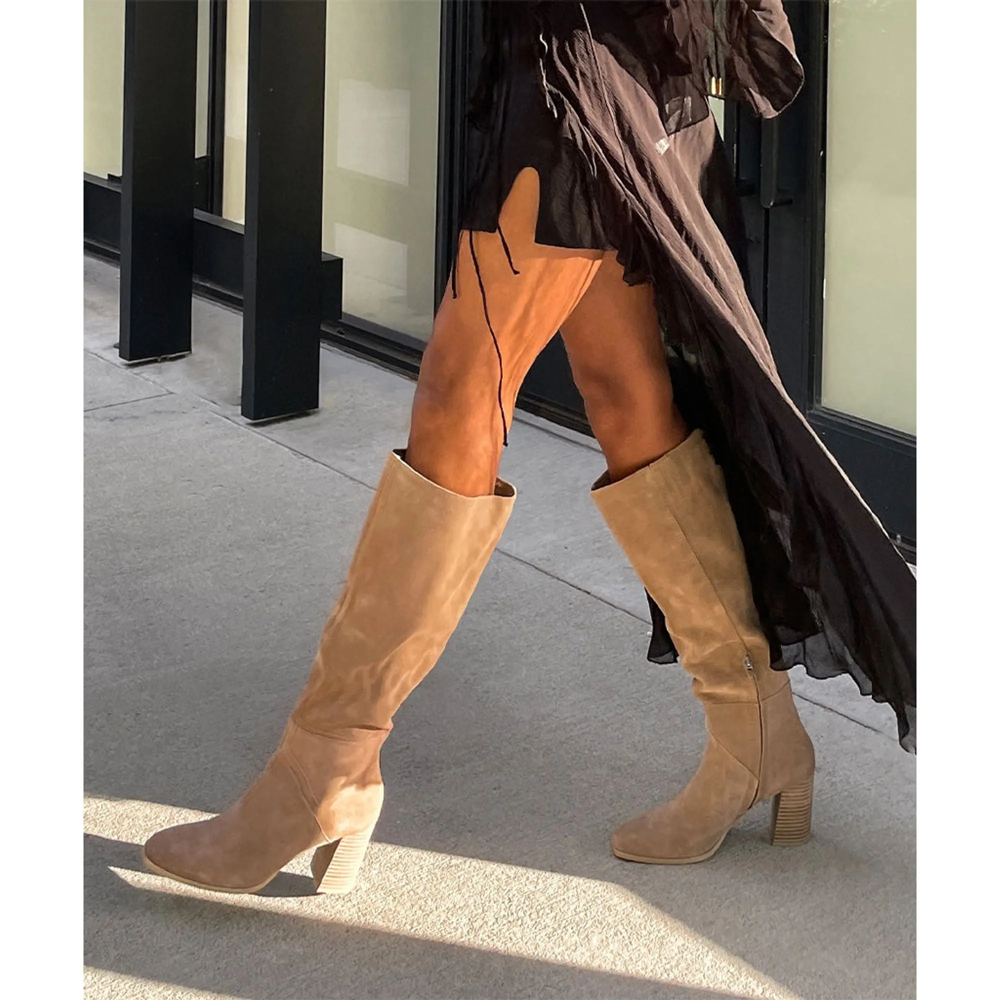 Reformation FYNN BOOTS TRUFFLE SUEDE