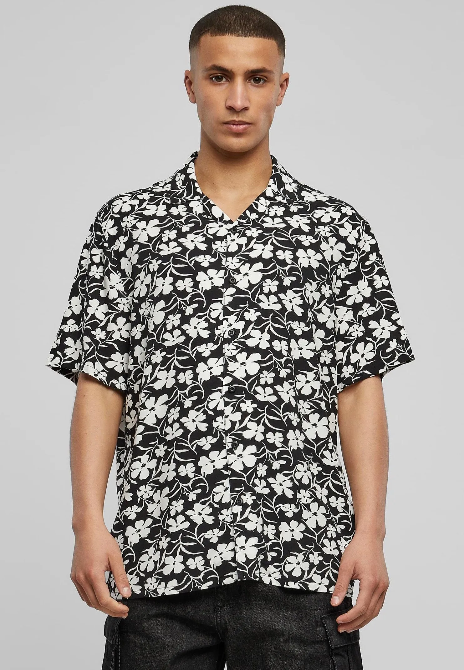 Urban Classics - Viscose AOP Resort Whiteflower - Shirt